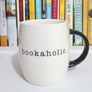 BOOKAHOLIC COFFEE MUG BLACK CREAM 16oz. NWOT